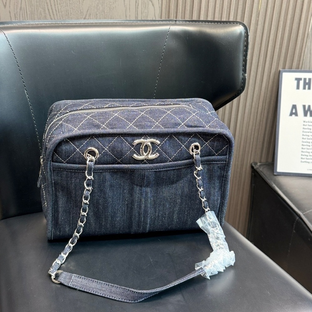 CHANEL Bag